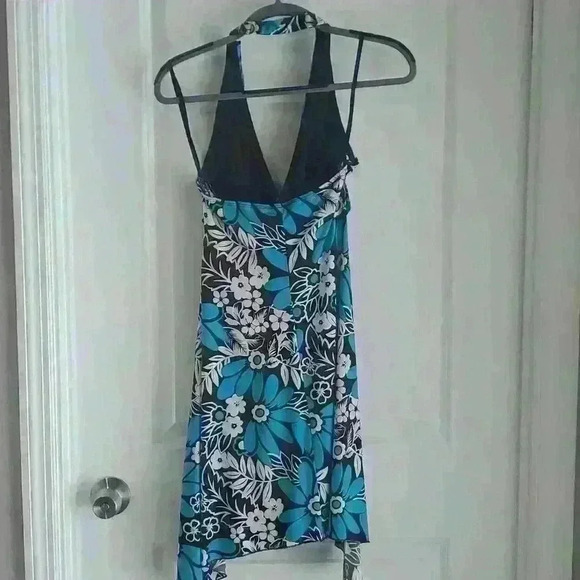 Rampage Dress. SZ Med. - Picture 3 of 4